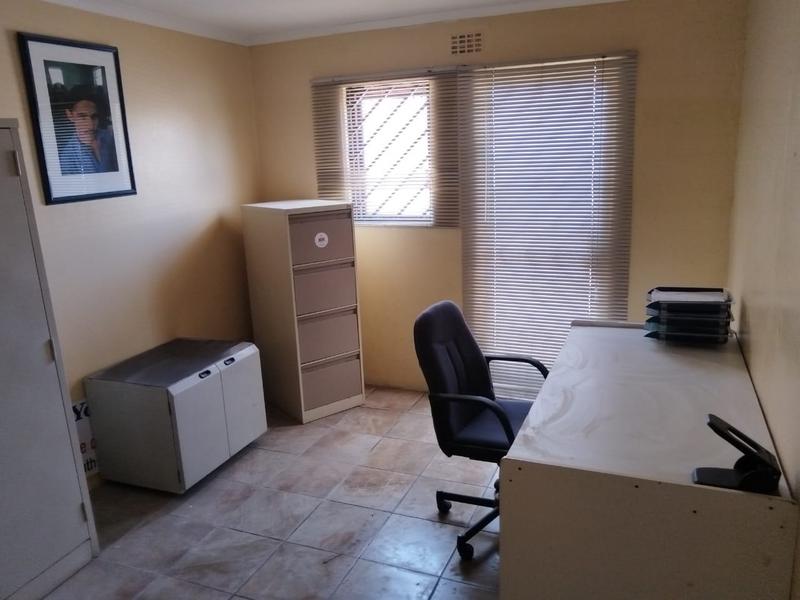 4 Bedroom Property for Sale in Rocklands Western Cape